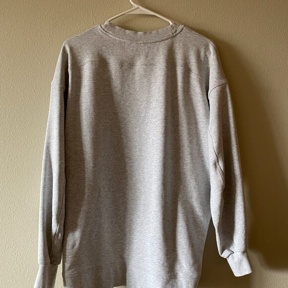 Lululemon Oversized Crew Graphic - Picture 3 of 3